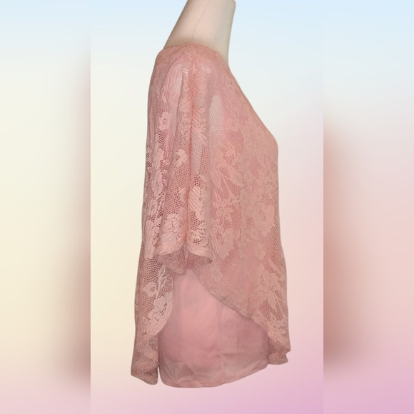 Espresso Lace Blouse - Soft Pink - Picture 2 of 4